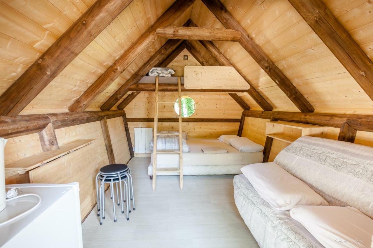Camping De Tournus - Drole De Cabane Exterior photo